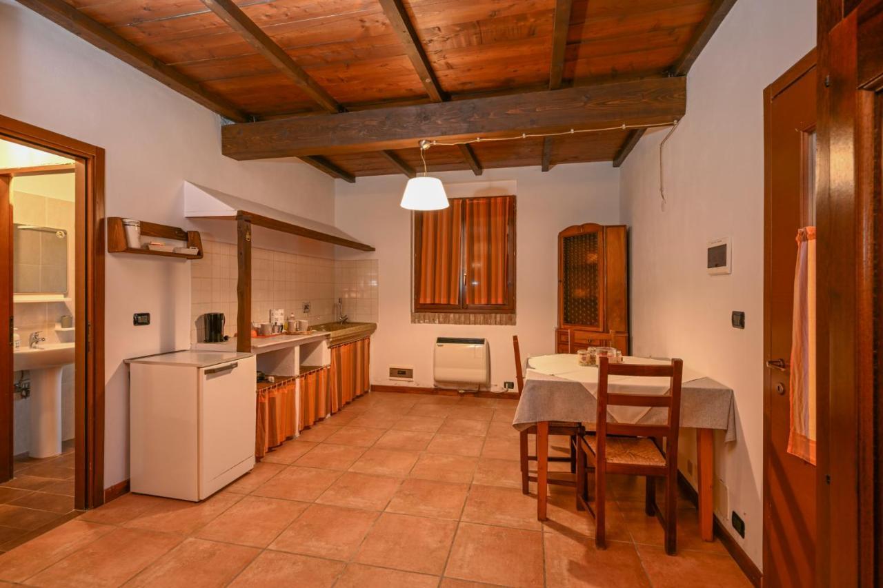 Agriturismo Di Sordiglio Casina Екстериор снимка